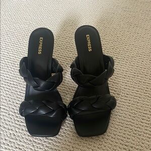 Women’s Express Black Quilted Sandals